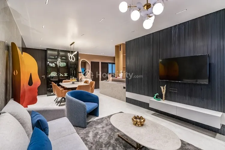 Silver Dreamz Image 9