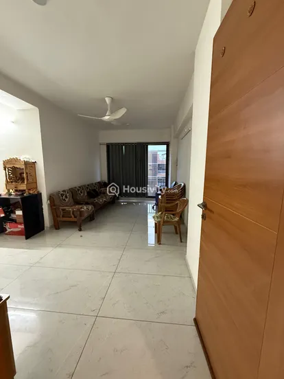 ₹41 L Image 1