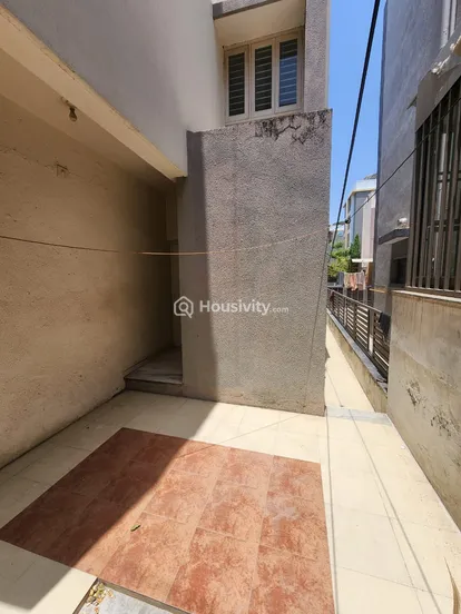 4 BHK Bunglow for Rent in Raysan, Gandhinagar Image 1