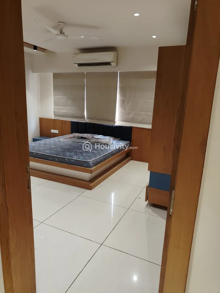3 BHK Flat for Sale in Sargasan, Gandhinagar Image 6