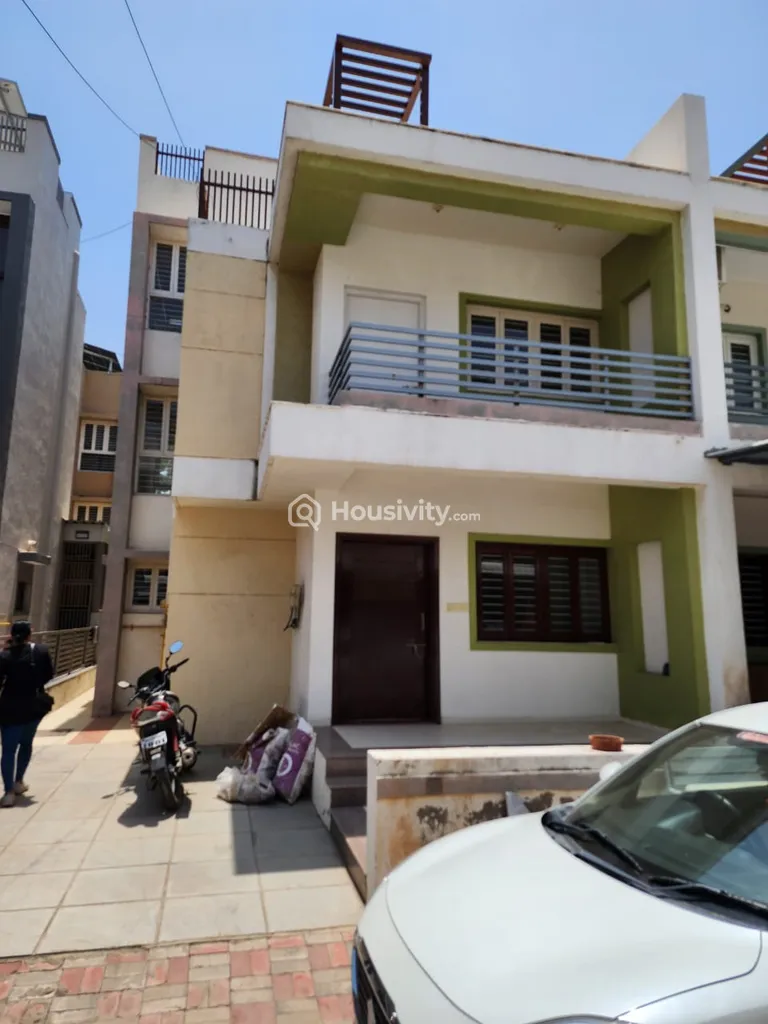 4 BHK Bunglow for Rent in Raysan, Gandhinagar Image 3