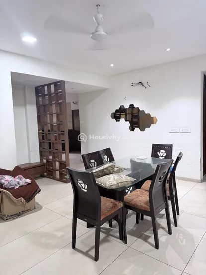 4 BHK Flat for Rent in Sargasan, Gandhinagar Image 4