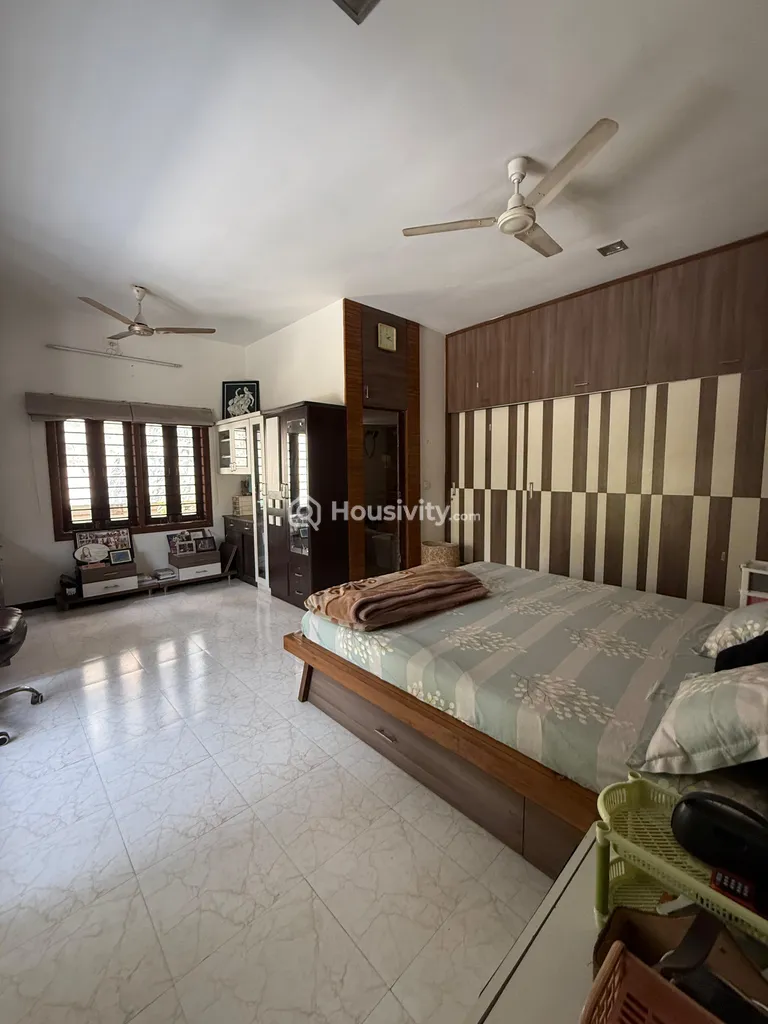 5 BHK Bunglow for Sale in Jivraj Park, Ahmedabad Image 8
