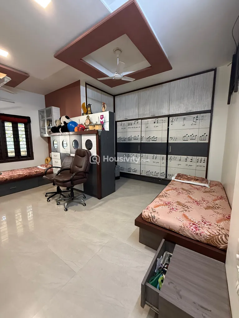 5 BHK Bunglow for Sale in Jivraj Park, Ahmedabad Image 7