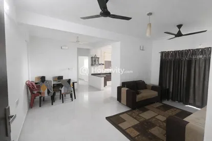 2 BHK Flat for Rent in Sargasan, Gandhinagar Image 4
