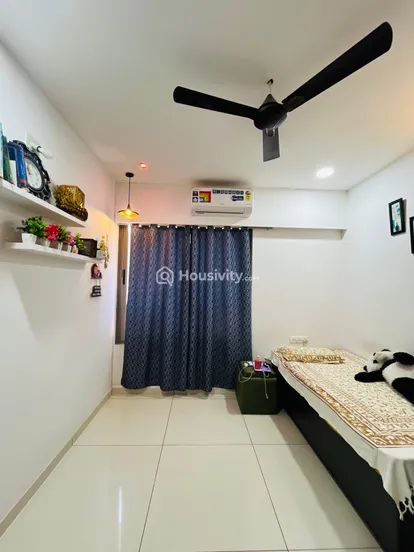 3 BHK Flat for Sale in Sargasan, Gandhinagar Image 1