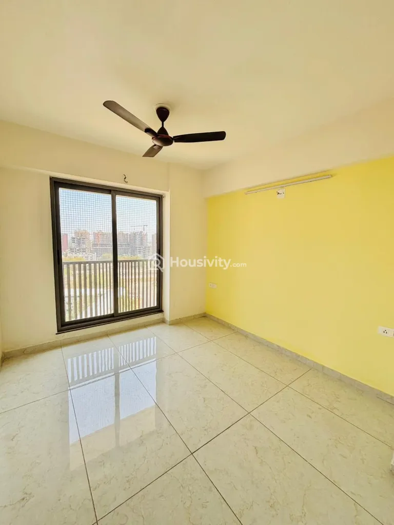 3 BHK Flat for Sale in Sargasan, Gandhinagar Image 6