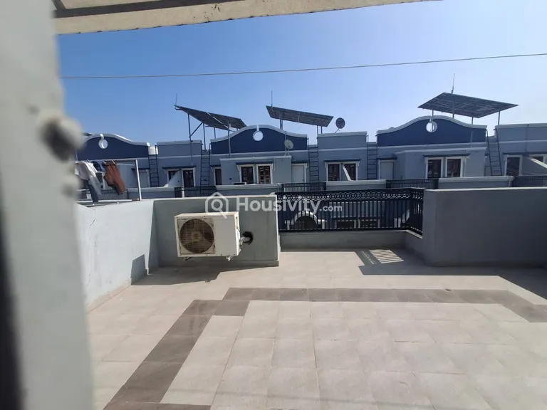 4 BHK Bunglow for Rent in Raysan, Gandhinagar Image 5