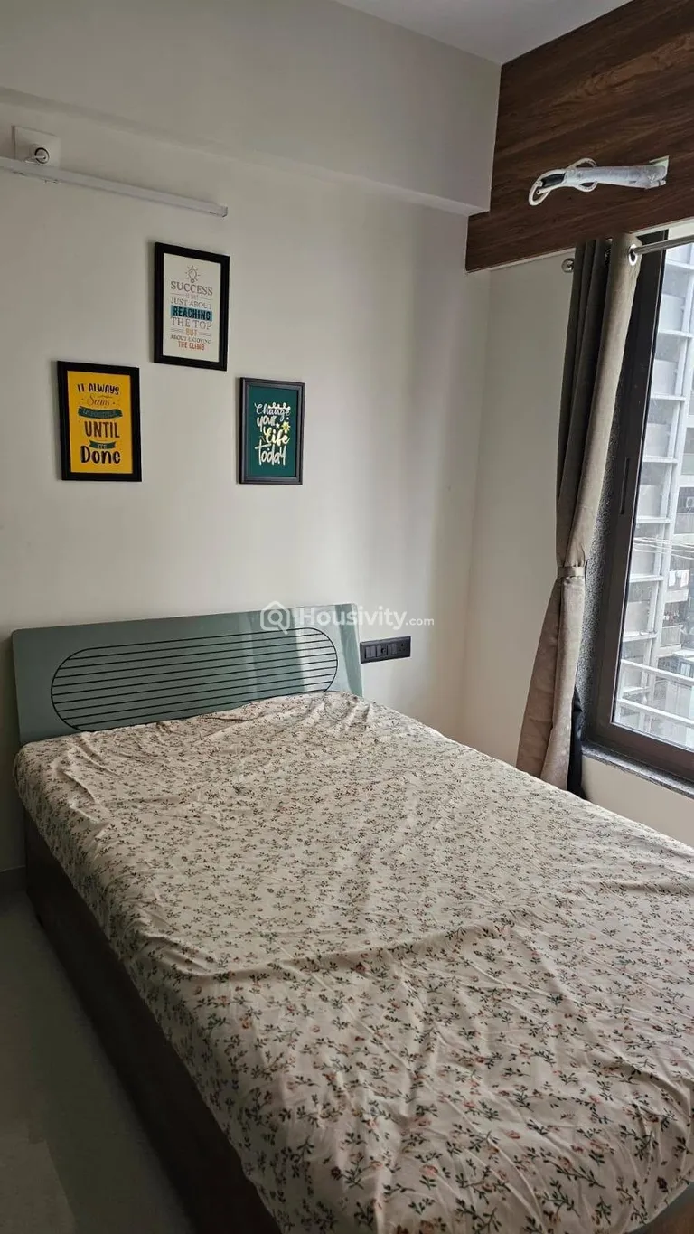 2 BHK Flat On Rent Image 4
