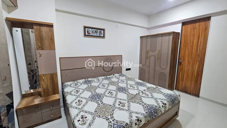 2 BHK Flat On Rent Image 3