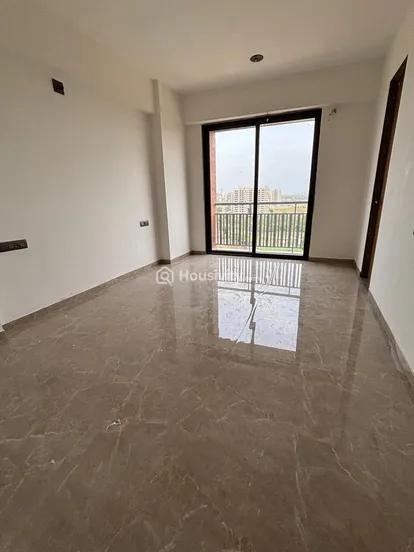 3 BHK Flat for Rent in Sargasan, Gandhinagar Image 4