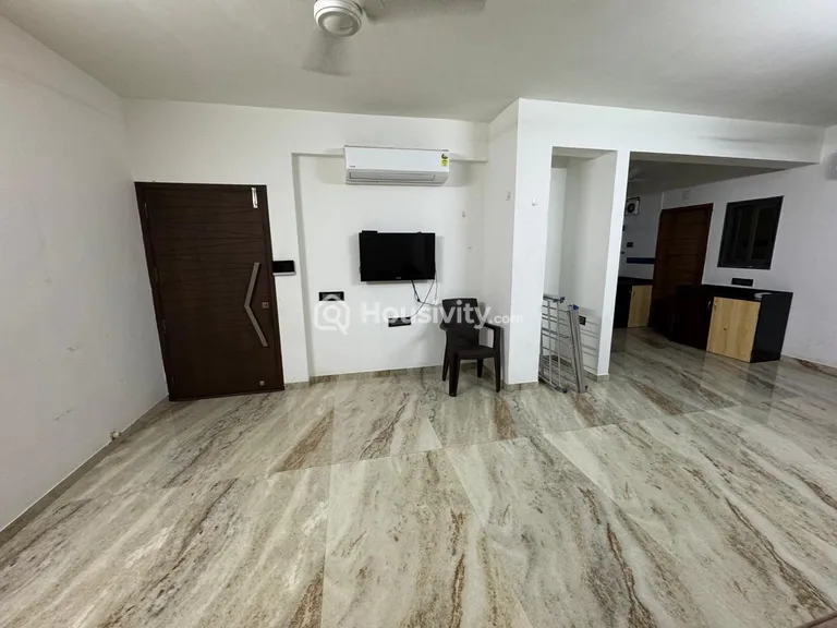 3 BHK Flat for Rent in Sargasan, Gandhinagar Image 4