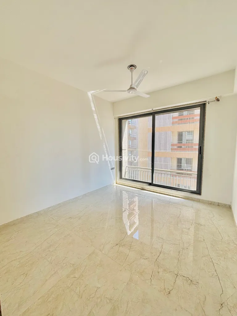 4 BHK Flat for Rent in Kudasan, Gandhinagar Image 7