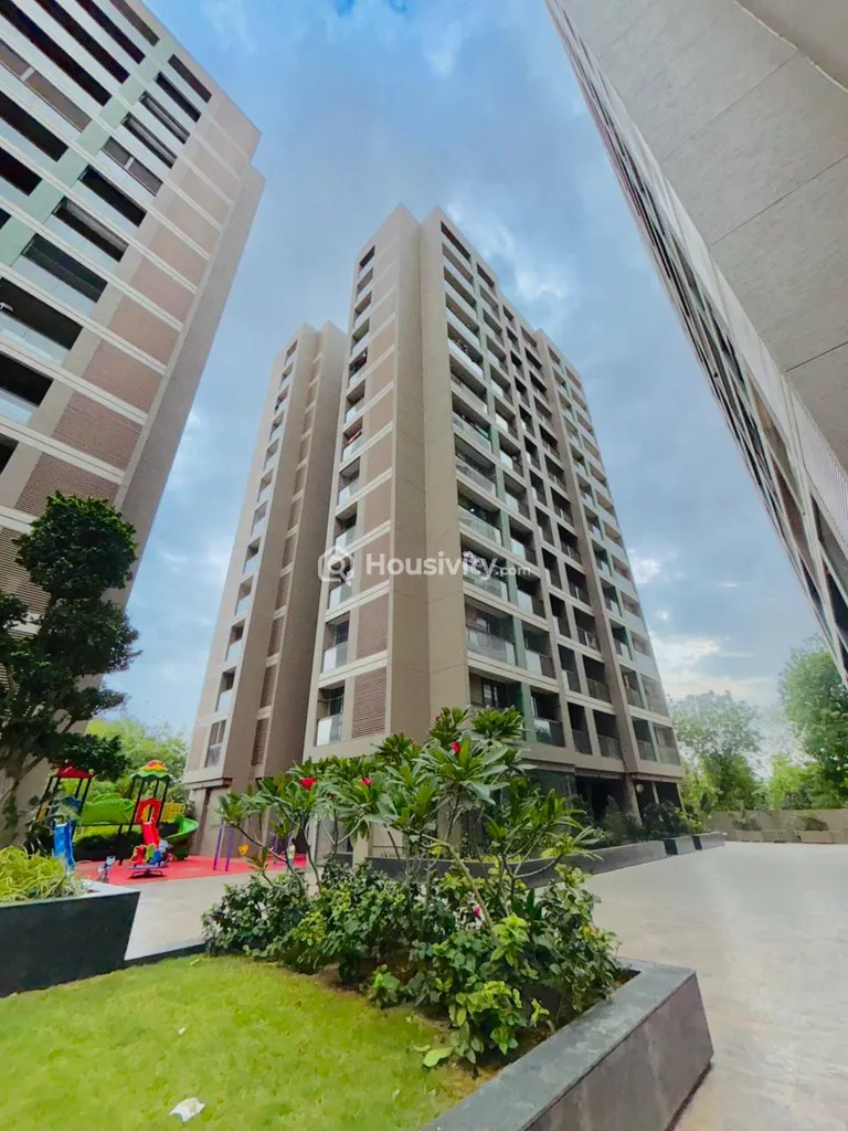 3 BHK Flat for Rent in Randesan, Gandhinagar Image 9