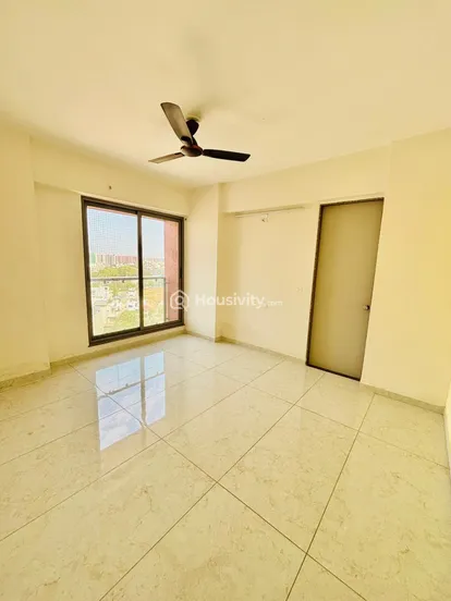 3 BHK Flat for Sale in Sargasan, Gandhinagar Image 11