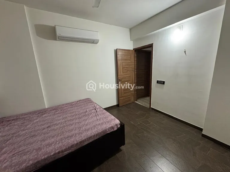 3 BHK Flat for Rent in Sargasan, Gandhinagar Image 10
