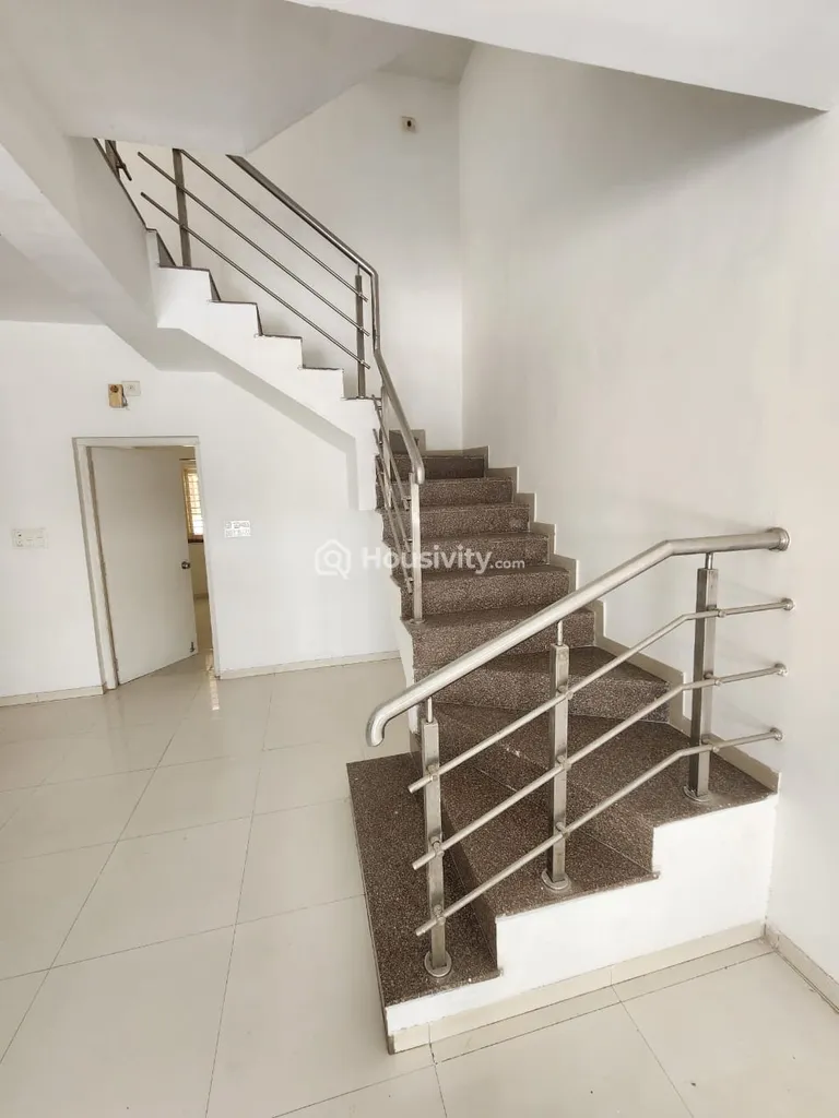 4 BHK Bunglow for Rent in Raysan, Gandhinagar Image 13