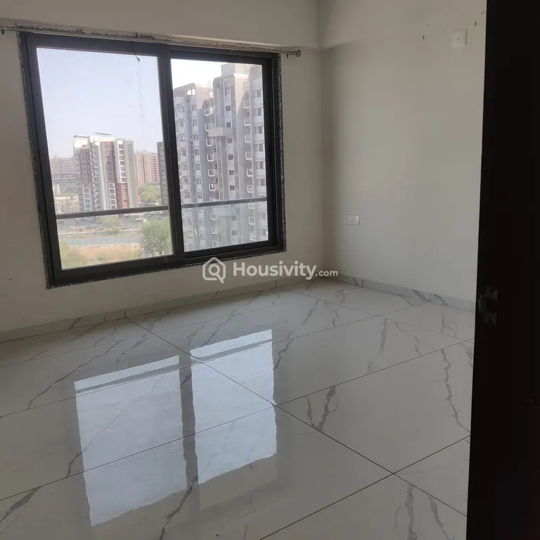 3 BHK Flat for Rent in Sargasan, Gandhinagar Image 9