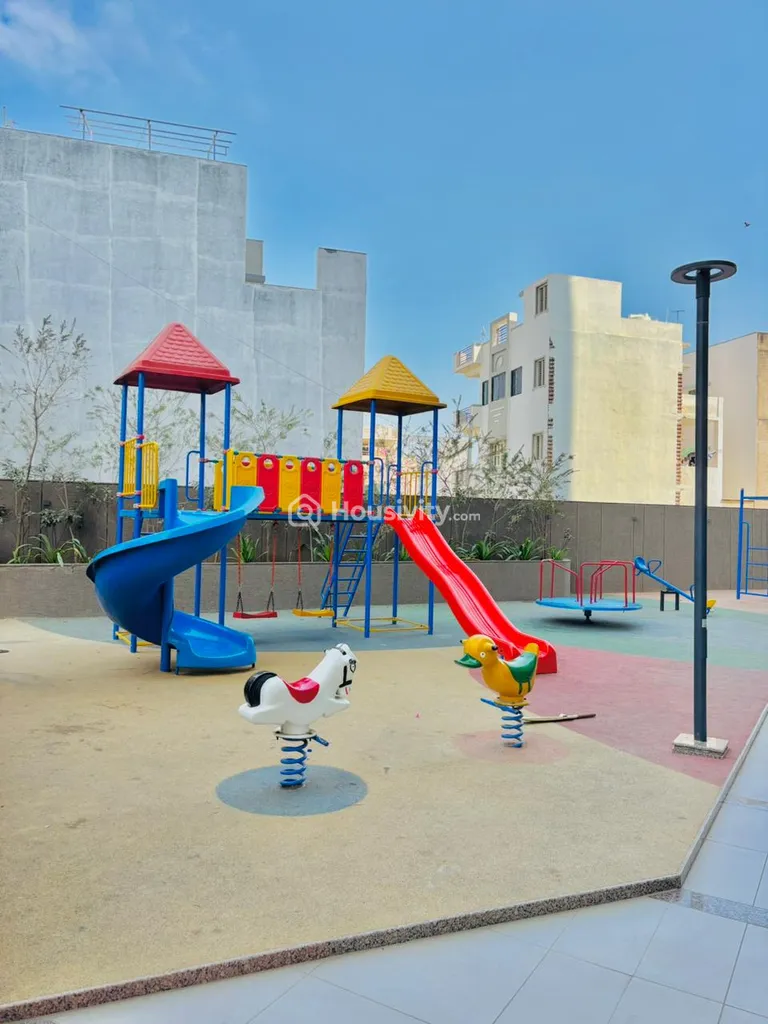 3 BHK Flat for Sale in Sargasan, Gandhinagar Image 13