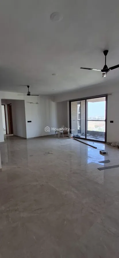 4 BHK Flat for Rent in Koba, Gandhinagar Image 11