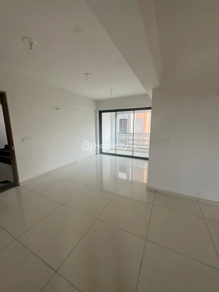 3 BHK Flat for Rent in Sargasan, Gandhinagar Image 11