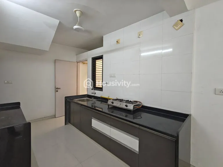 4 BHK Bunglow for Sale in Kudasan, Gandhinagar Image 17