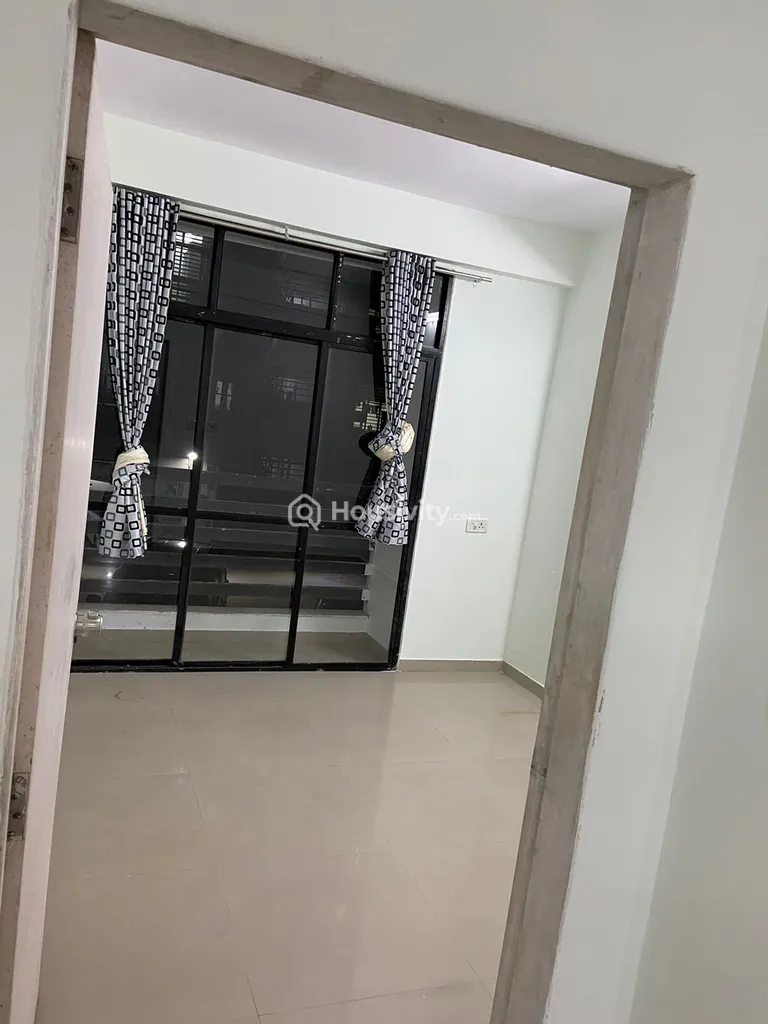 3 BHK Flat for Sale in Kudasan, Gandhinagar Image 2