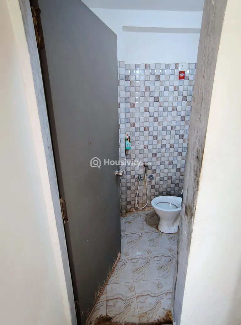 2 BHK Flat for Sale in Sargasan, Gandhinagar Image 7