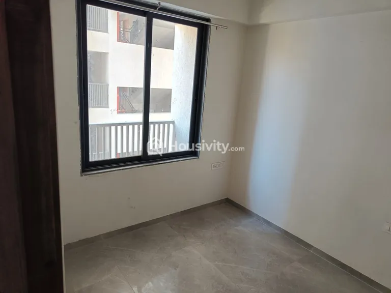 3 BHK Flat for Sale in Sargasan, Gandhinagar Image 2