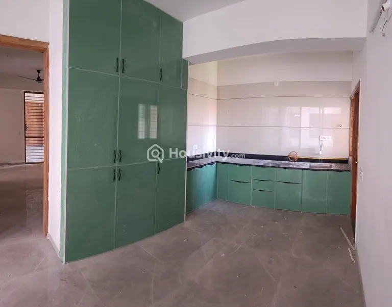 3 BHK Flat for Sale in Sargasan, Gandhinagar Image 6
