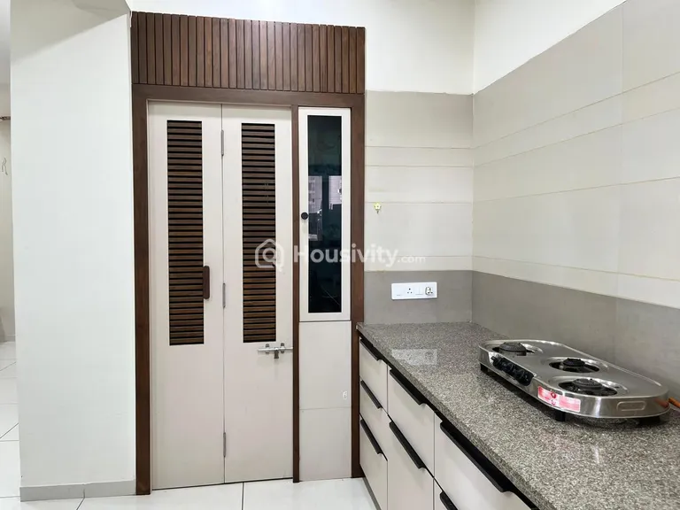 3 BHK Flat for Sale in Sargasan, Gandhinagar Image 12
