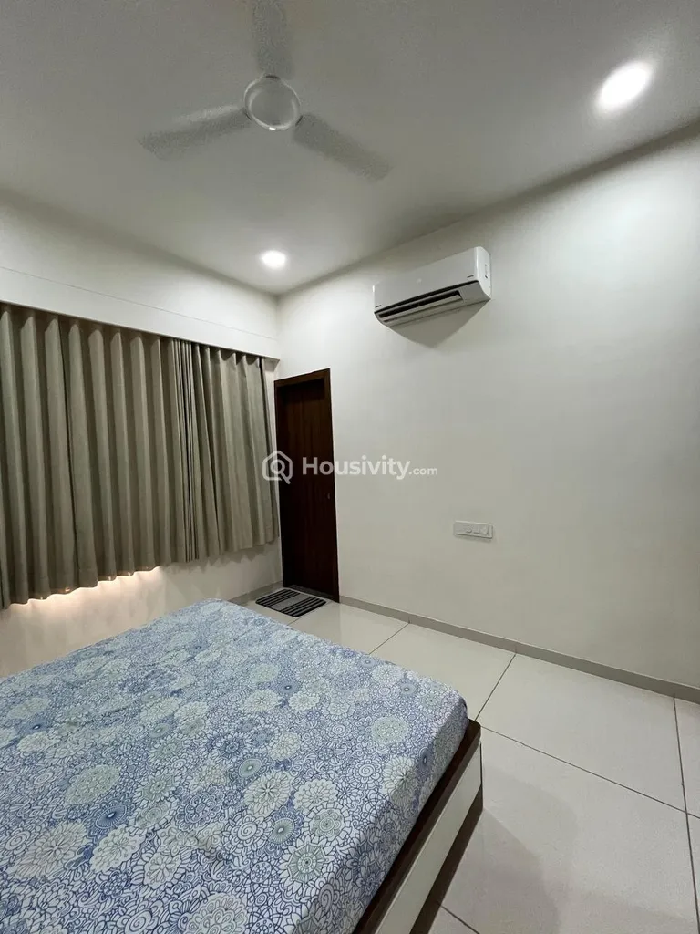 3 BHK Flat for Sale in Sargasan, Gandhinagar Image 9