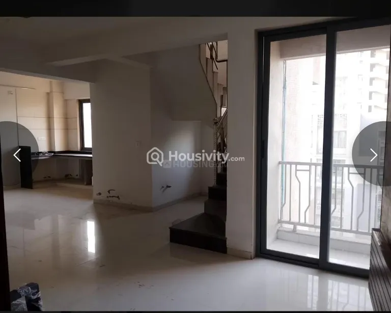3 BHK Penthouse for Sale in Sargasan, Gandhinagar Image 4