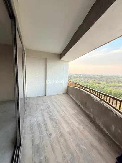 4 BHK Flat for Sale in Kudasan, Gandhinagar Image 1