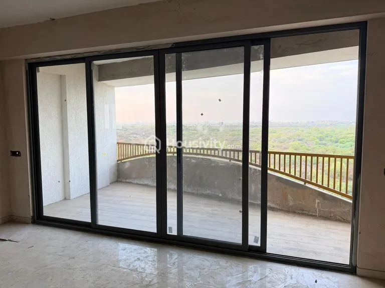 4 BHK Flat for Sale in Kudasan, Gandhinagar Image 13