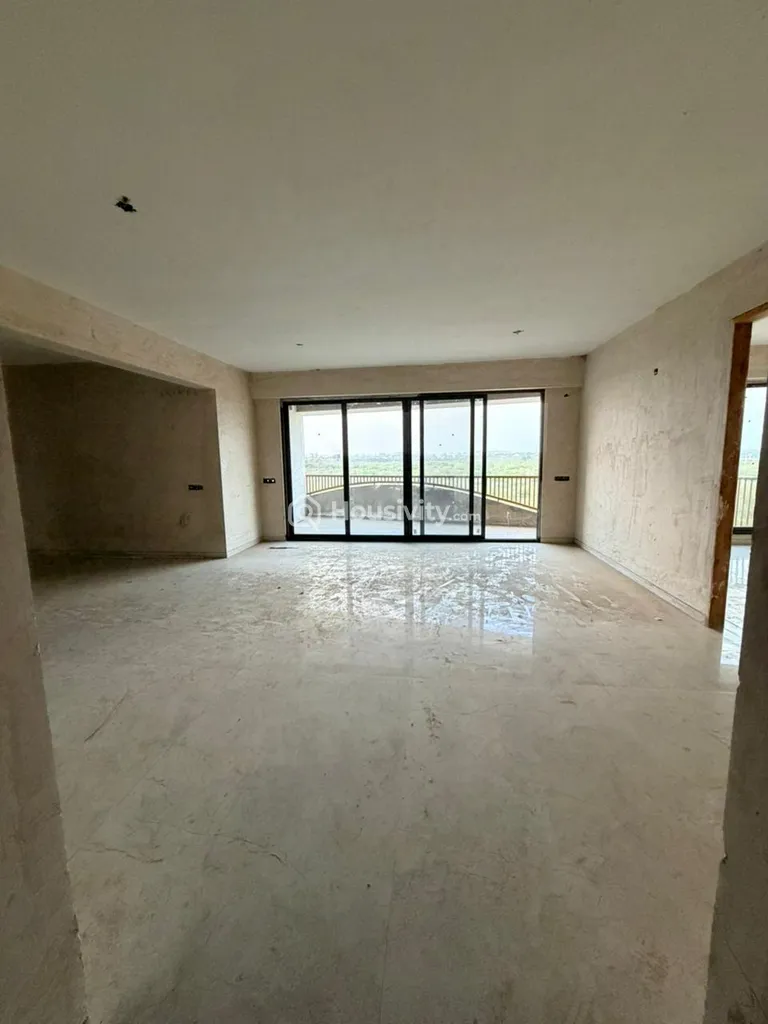4 BHK Flat for Sale in Kudasan, Gandhinagar Image 17
