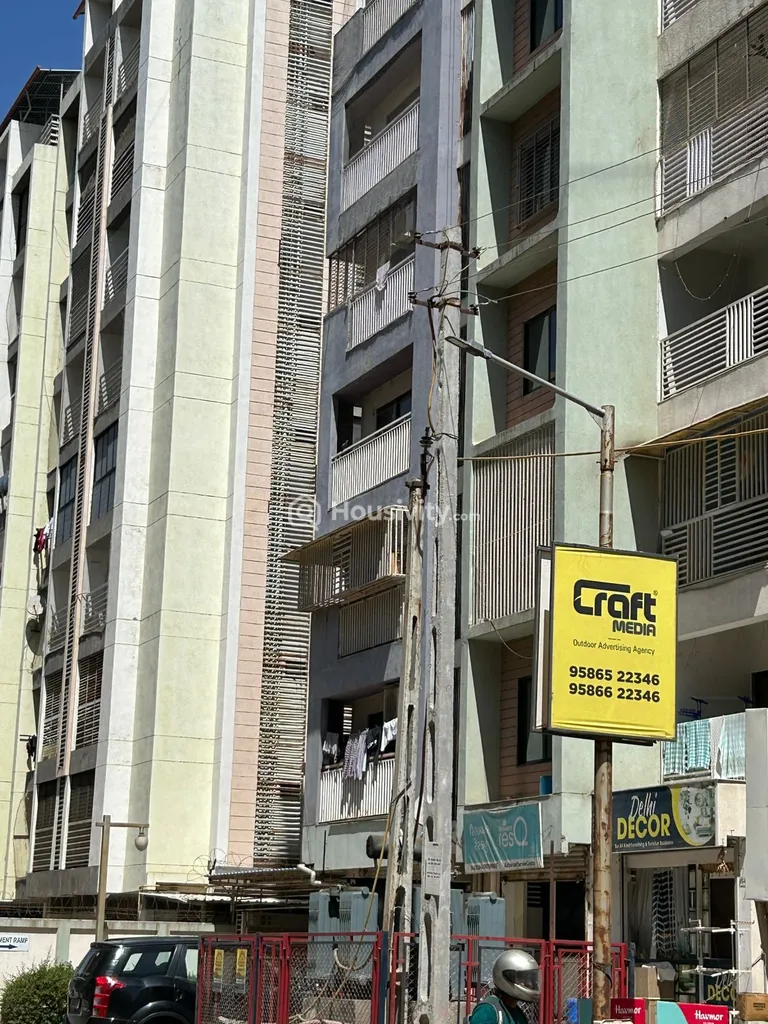 3 BHK Flat for Sale in Kudasan, Gandhinagar Image 1