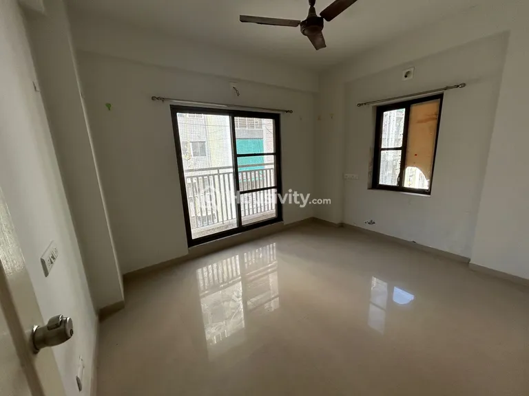3 BHK Flat for Sale in Kudasan, Gandhinagar Image 5