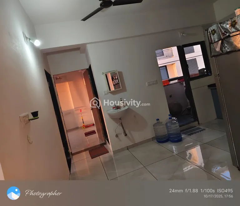 2 BHK Flat for Sale in Kudasan, Gandhinagar Image 4