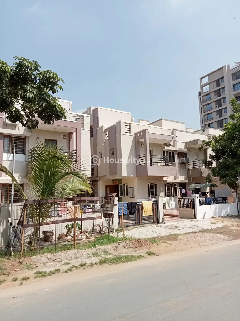 4 BHK Bunglow for Sale in Kudasan, Gandhinagar Image 1