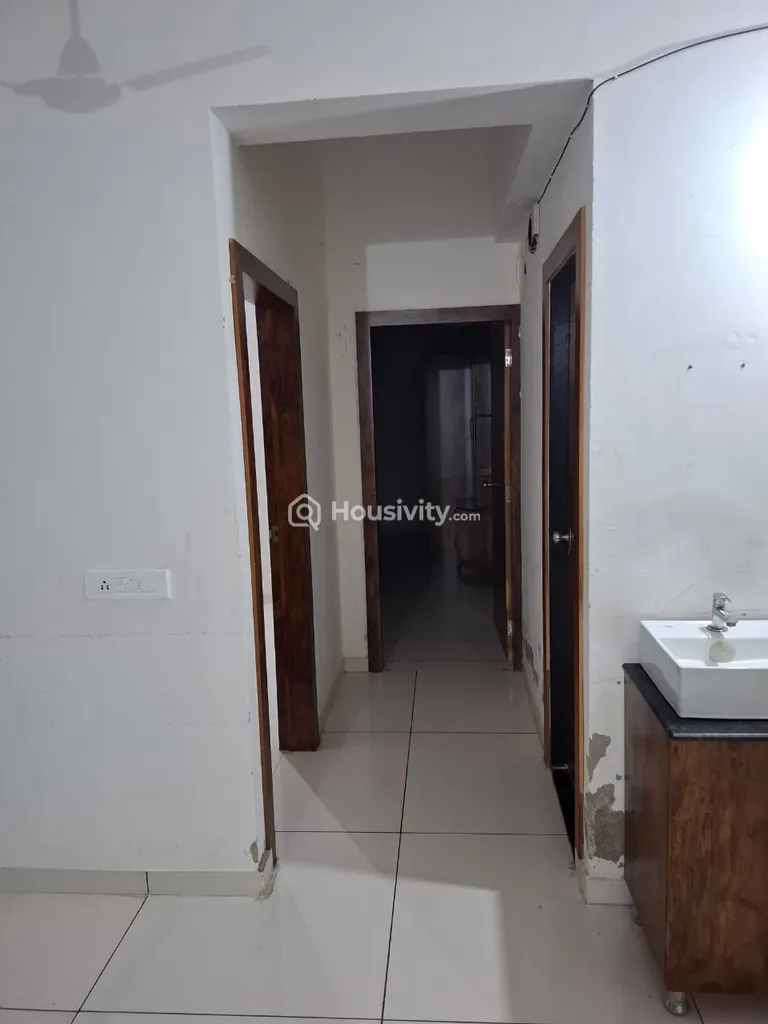 2 BHK Flat for Sale in Kudasan, Gandhinagar Image 6