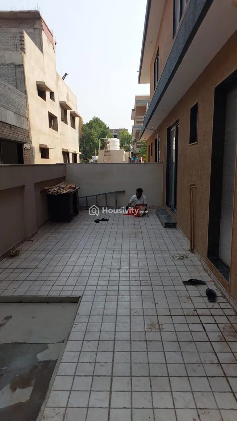 4 BHK Bunglow for Sale in Raysan, Gandhinagar Image 2