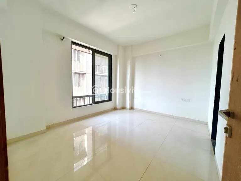 3 BHK Flat for Sale in Kudasan, Gandhinagar Image 4
