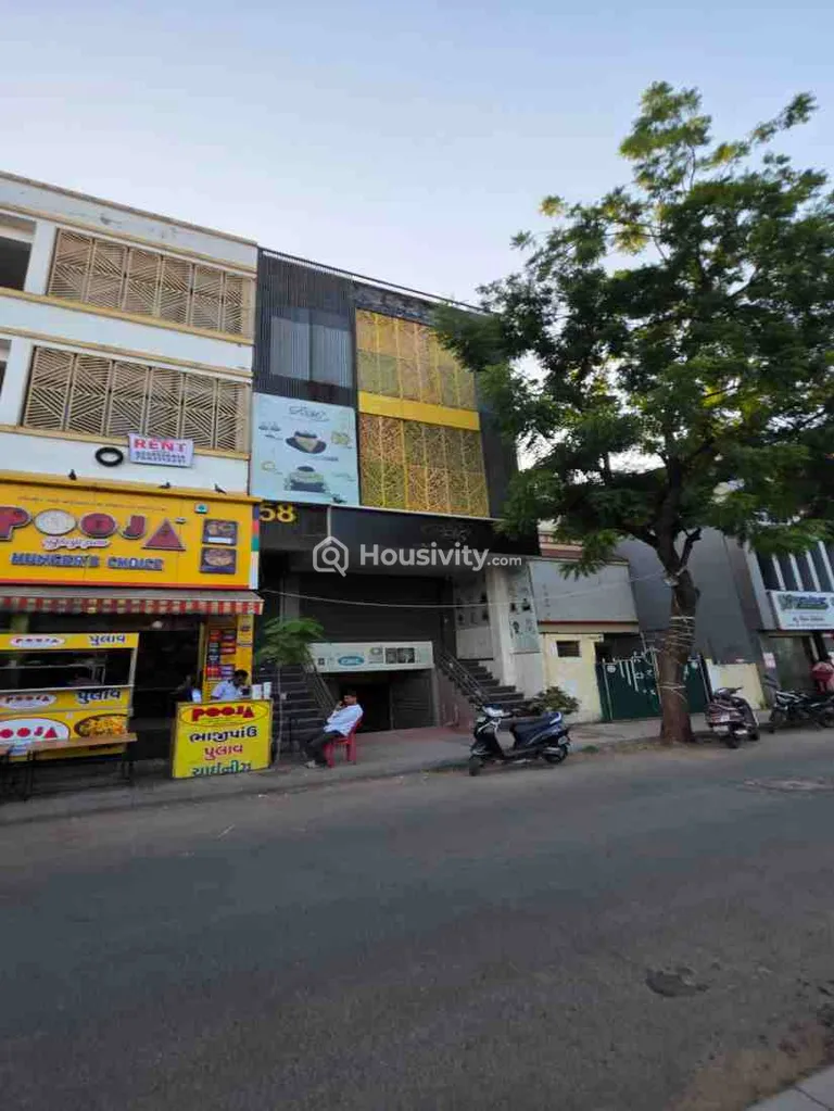 Showroom For Sale Thumbnail