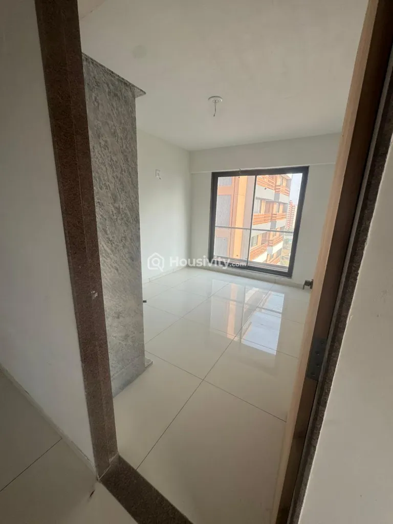 3 BHK Flat for Rent in Sargasan, Gandhinagar Thumbnail