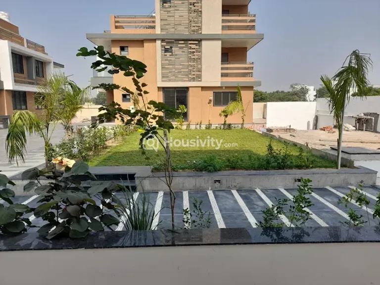 4 BHK Bunglow for Sale in Raysan, Gandhinagar Thumbnail