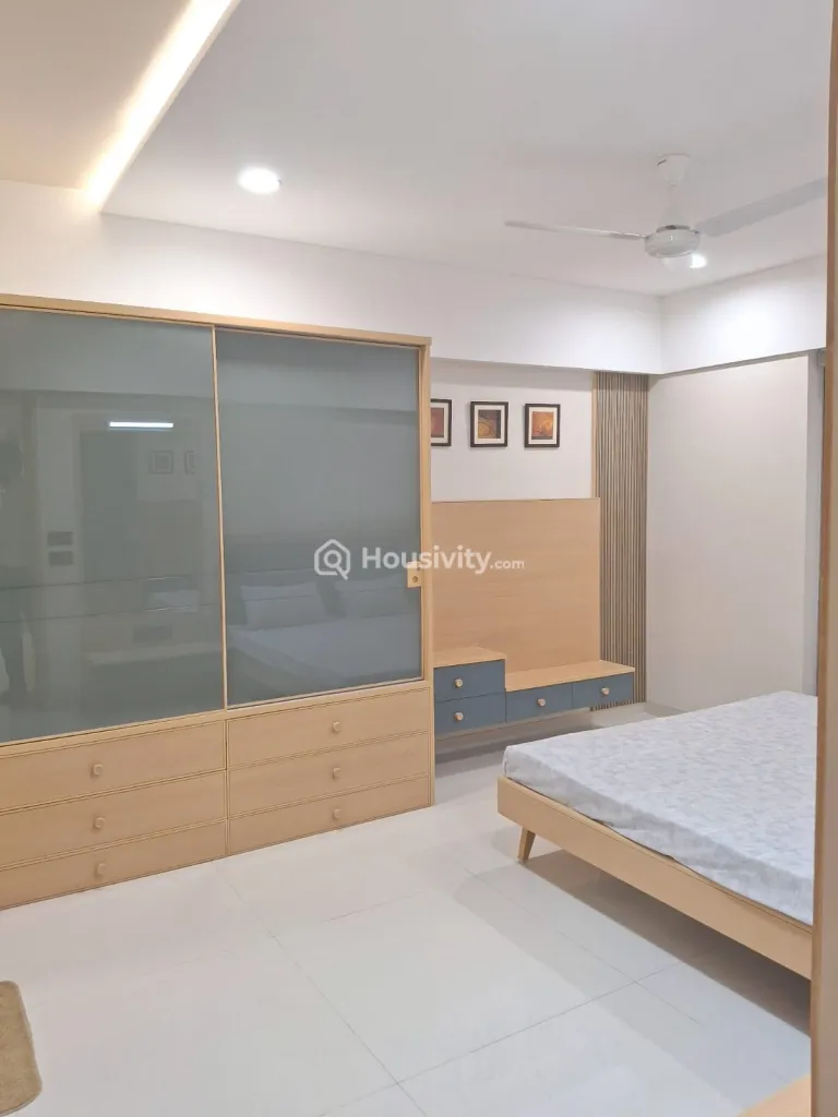 3 BHK Flat for Sale in Sargasan, Gandhinagar Image 9