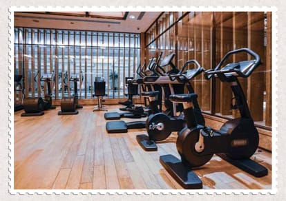 Lifestyle Le Palais Brochure Image 9