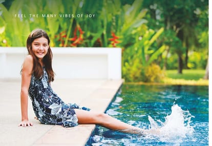 Elegant La Casa Brochure Image 26